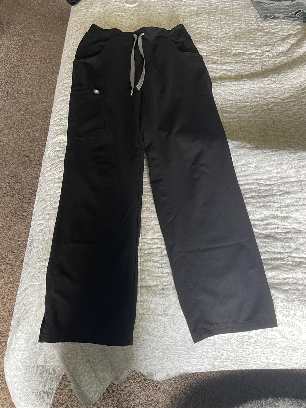 Figs woman’s Kade Black Drawstring Joggers with Utility Pocket